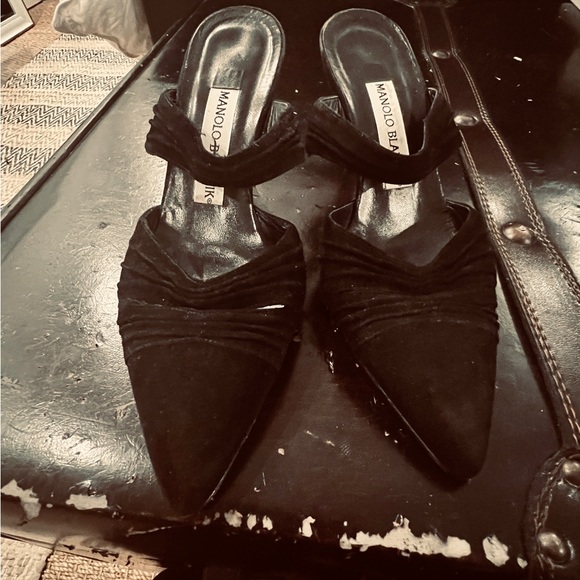 Manolo Blahnik Black Suede Heels - Picture 3 of 5